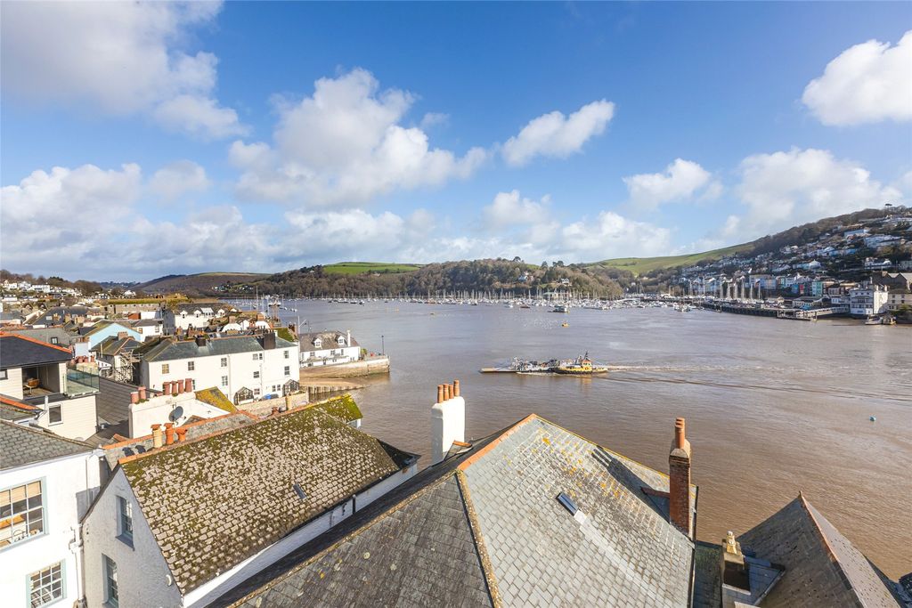 Additional image 2 of 2 bed flat for saleNewcomen Road, Dartmouth, Devon TQ6