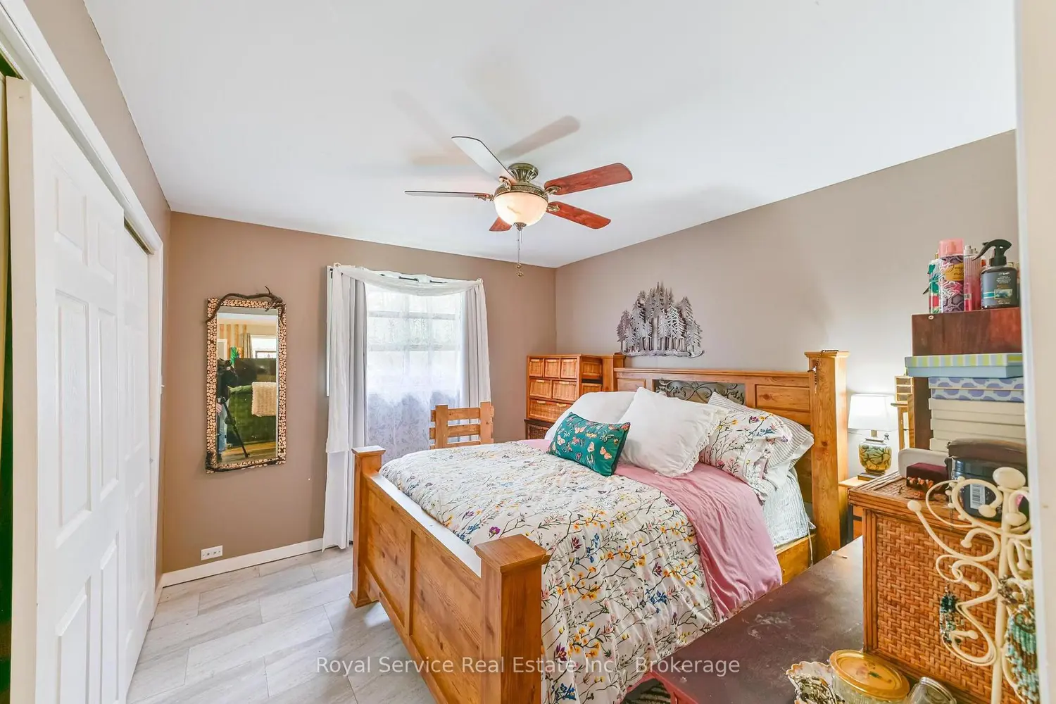 54 Cedar Hill Road photo 4