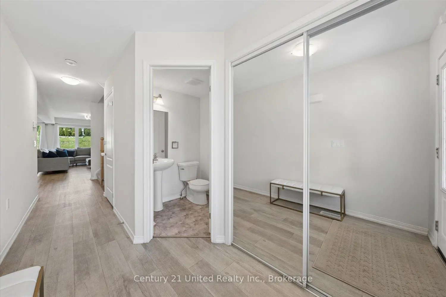 1621 Hetherington Drive photo 4