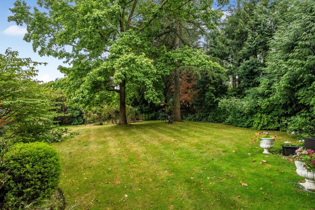 Additional image 27 of 4 bed detached house for saleChalk Lane, Epsom KT18