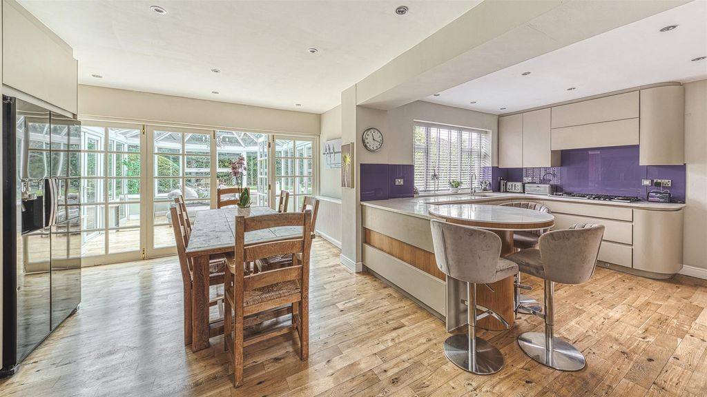 5 bed detached house for saleDuffield Road, Darley Abbey, Derby DE22 photo 4