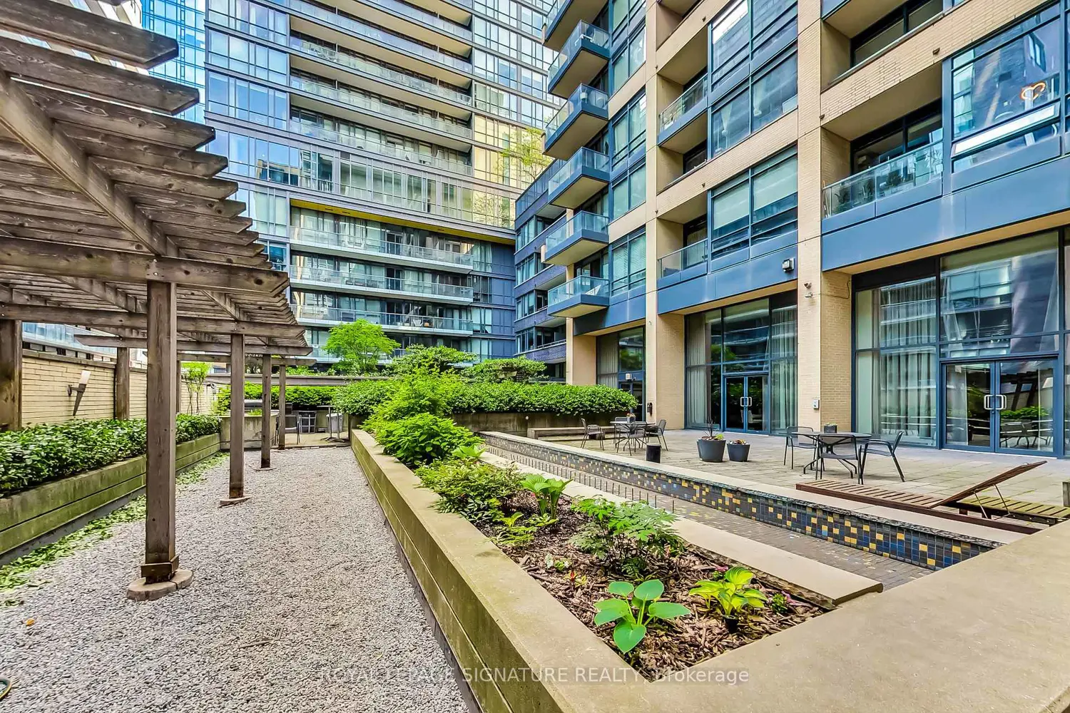 Additional image 17 of 438 King Street 1219