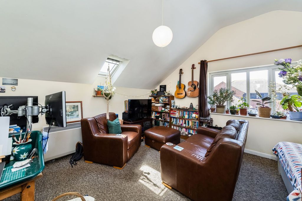 Studio for saleRoebuck Court, Didcot OX11 photo 2