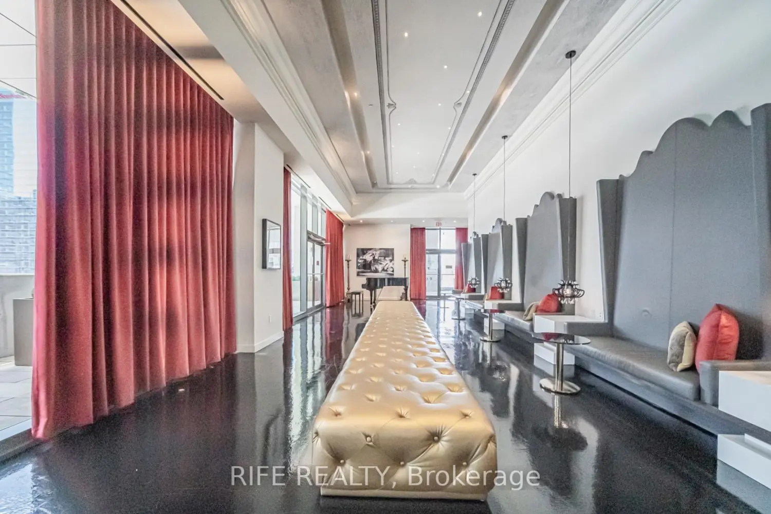 Additional image 18 of 197 Yonge Street 2204