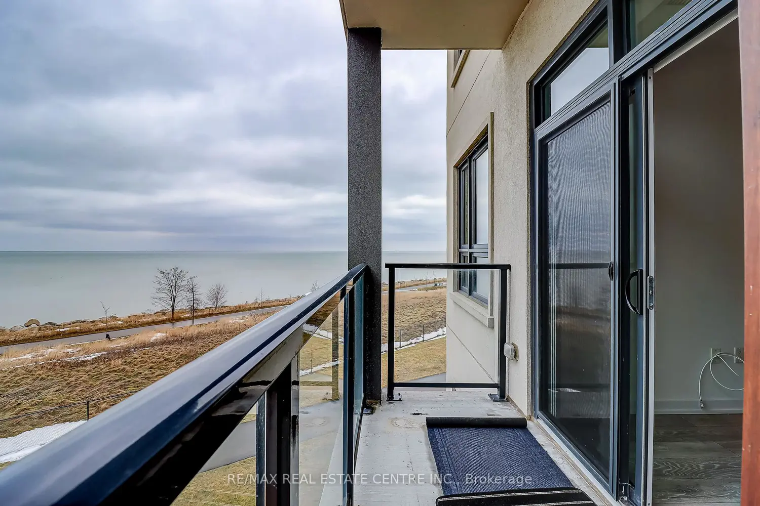 101 Shoreview Place 332 photo 3
