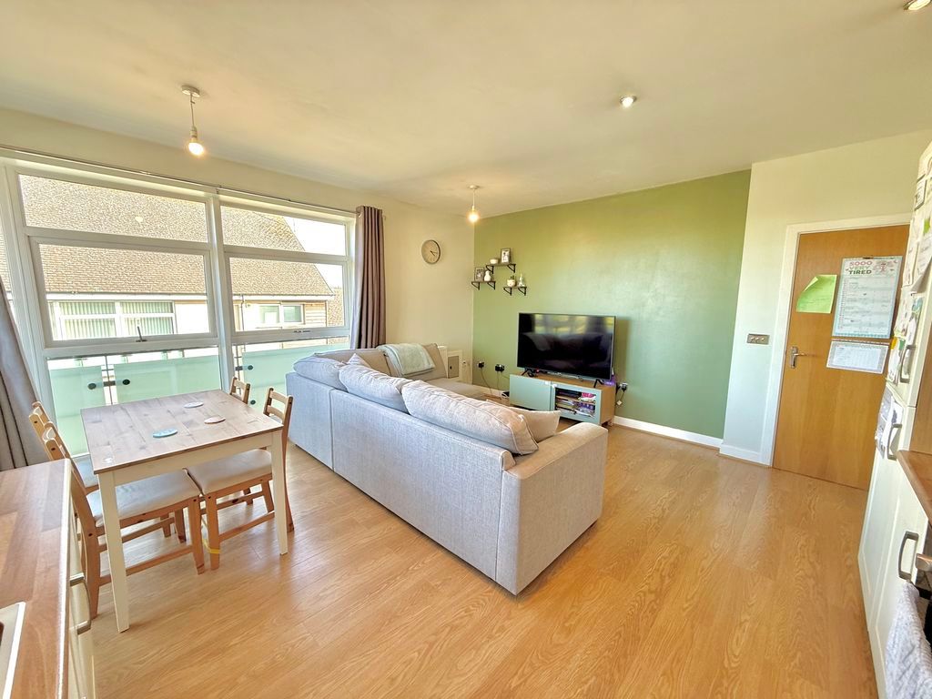 Additional image 10 of 2 bed flat for saleLeyland Road, Dunstable LU6
