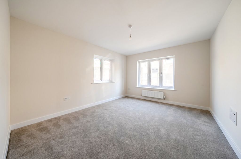Additional image 4 of 4 bed semi-detached house for saleHeritage Place, North Stoneham Park, North Stoneham, Eastleigh SO50