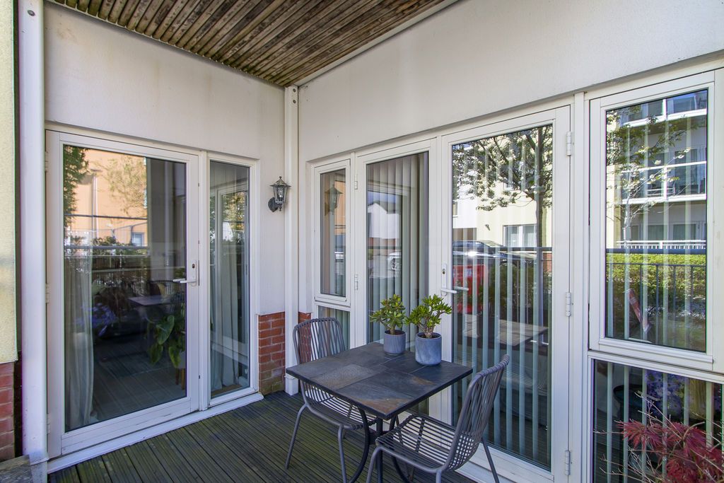 Additional image 12 of 2 bed flat for salePearse Close, Penarth CF64
