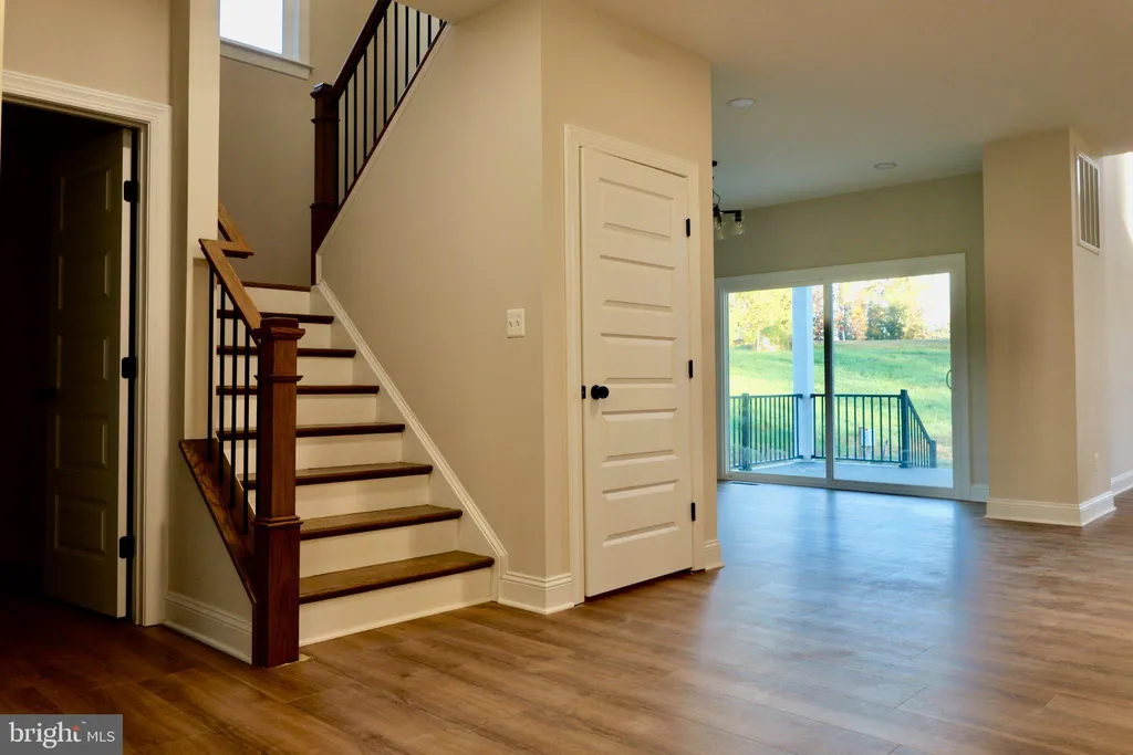 8028 Pinnacle Ridge Drive, Manassas, VA 20112
