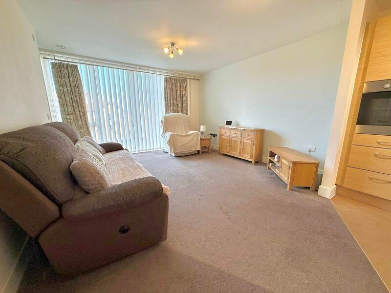 Additional image 4 of 2 bed flat for saleChurch Street, Dunstable LU5