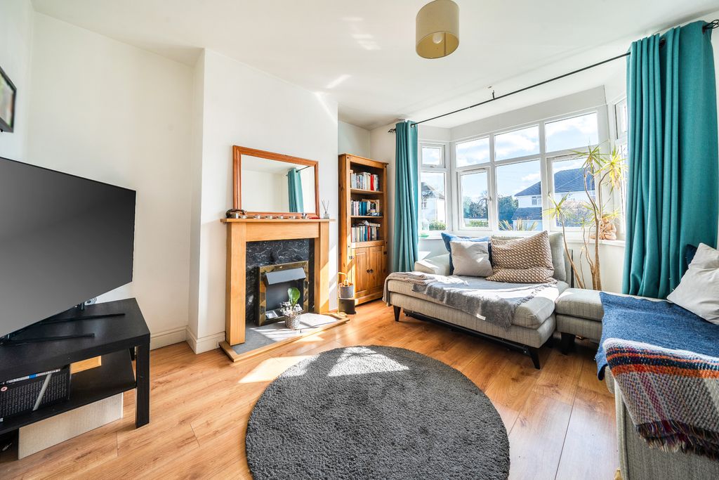 Additional image 4 of 3 bed semi-detached house for saleOakland Avenue, Droitwich WR9