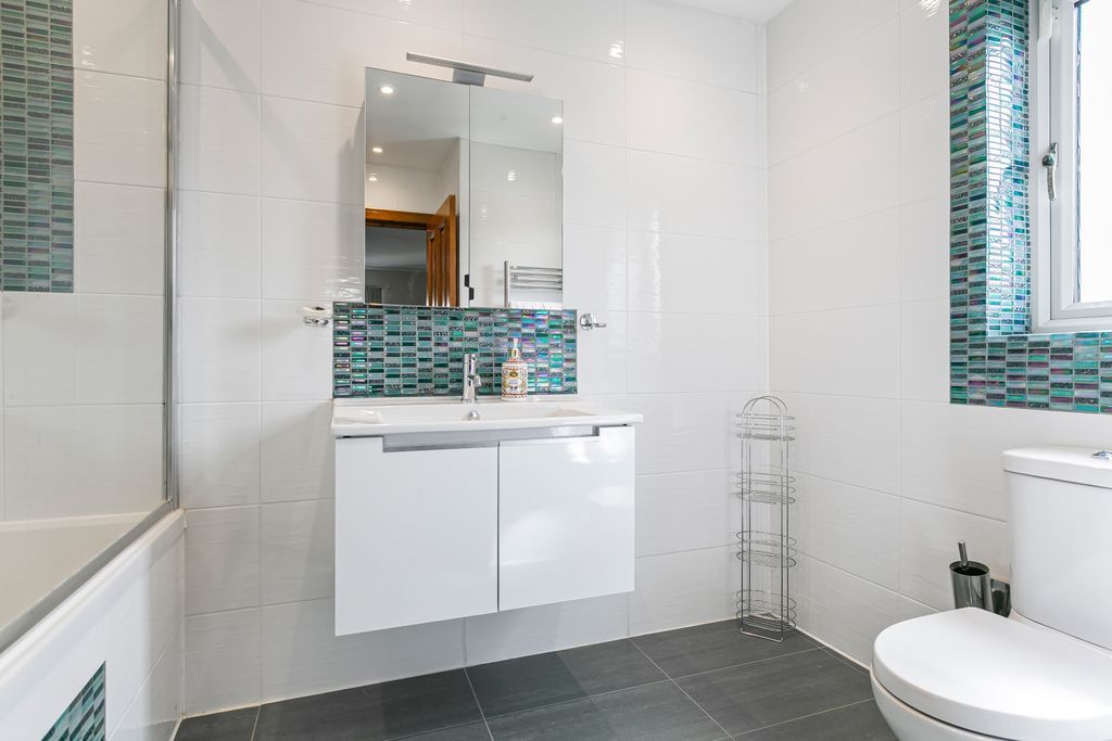 Additional image 15 of 5 bed detached house for saleAnners Close, Egham, Surrey TW20