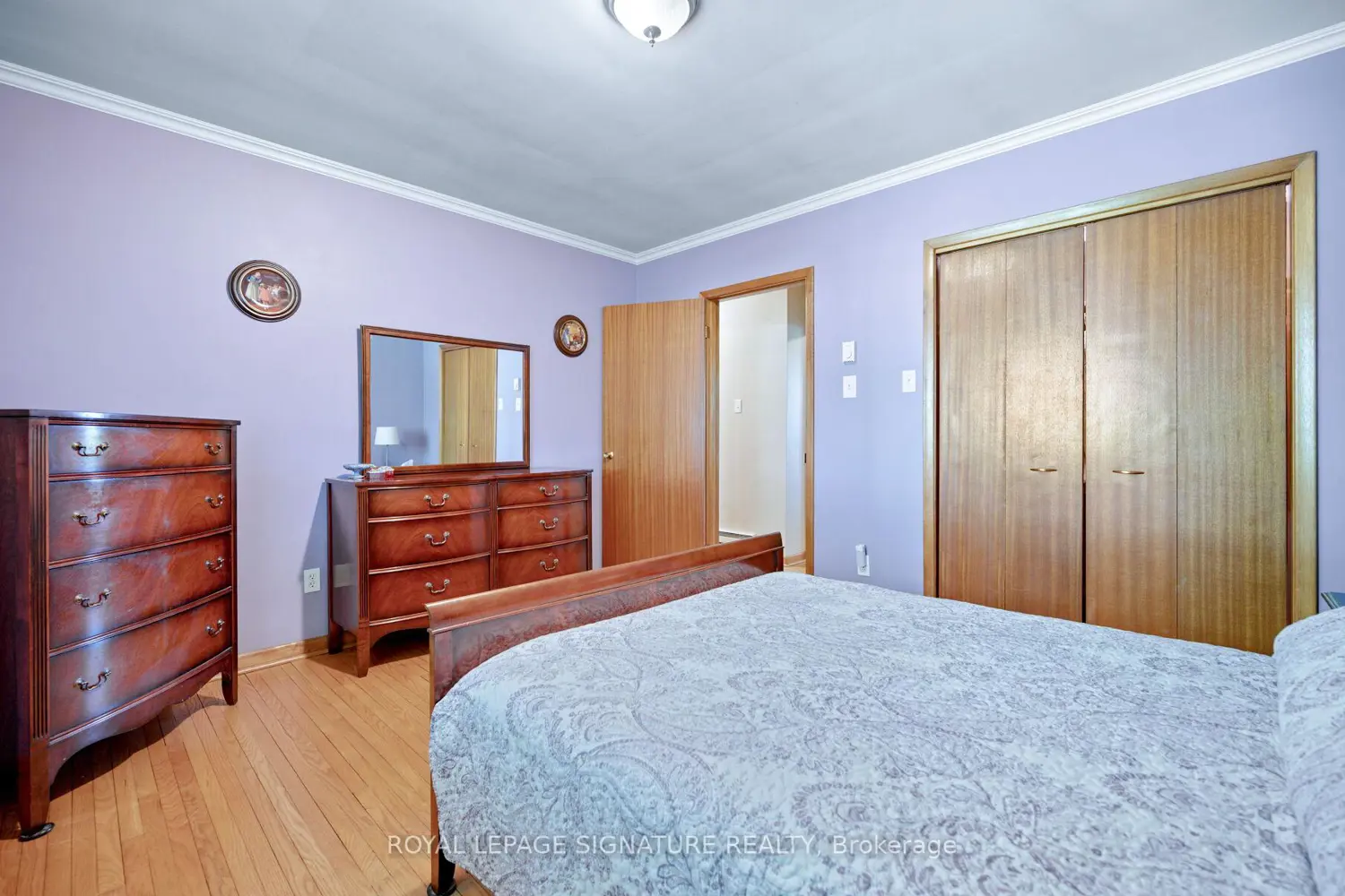 Additional image 17 of 2585 Jarvis Street
