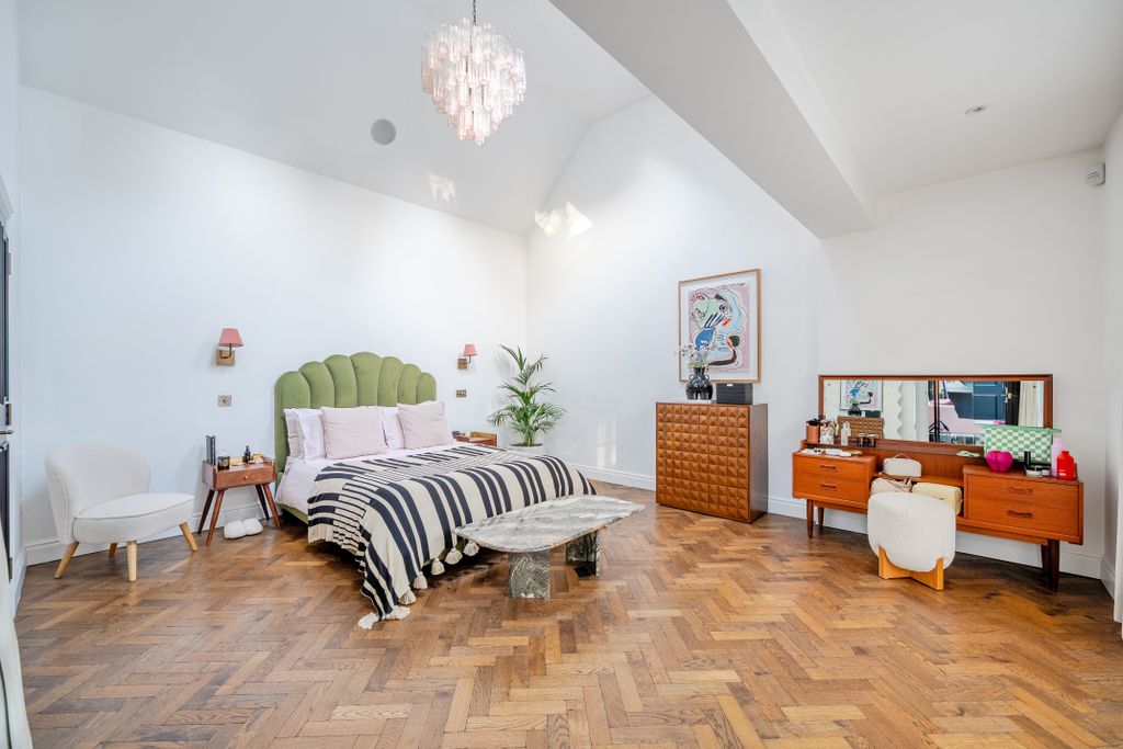 Additional image 24 of 4 bed terraced house for saleDowns Road, Epsom KT18