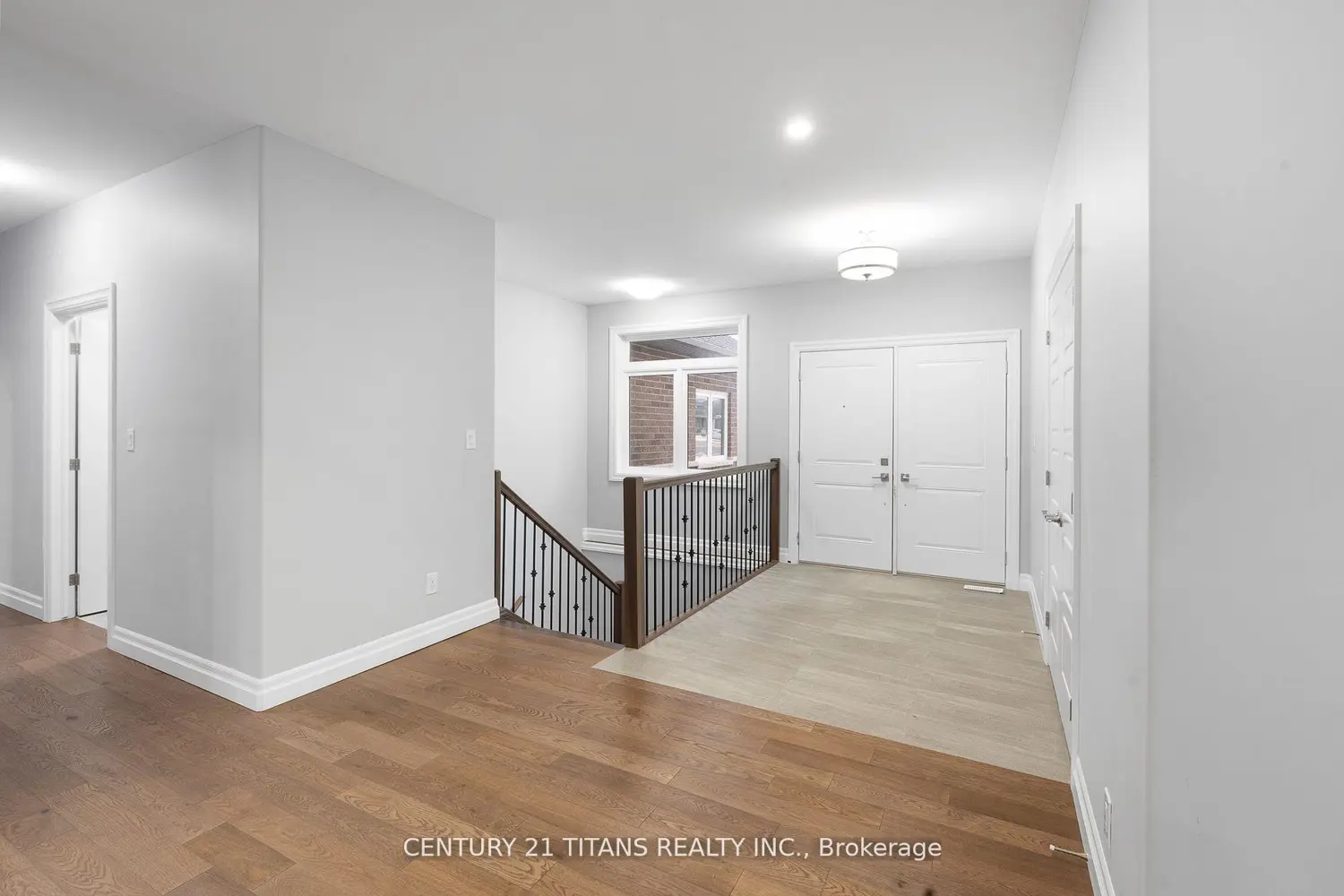 19 Tracy Drive photo 2
