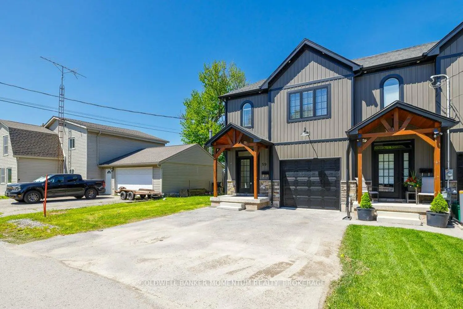 59 Omer Avenue photo 2