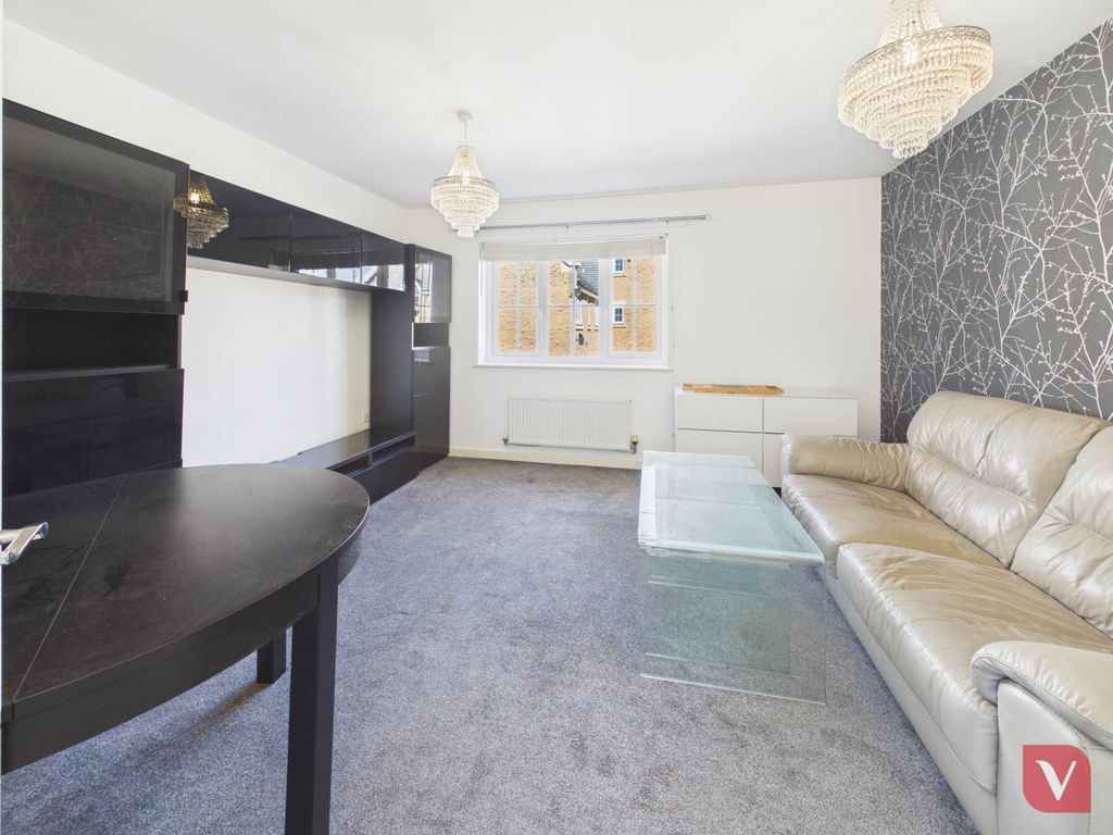 Additional image 2 of 2 bed flat for saleRussett Way, Dunstable LU5