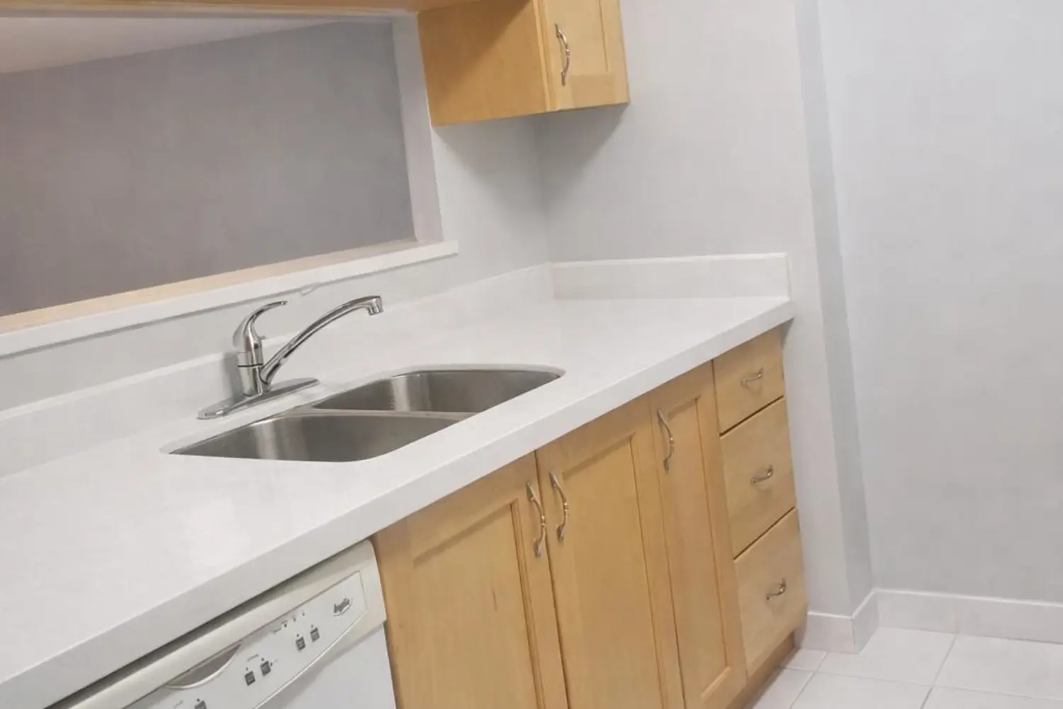 Additional image 11 of 1655 Pickering Parkway 211