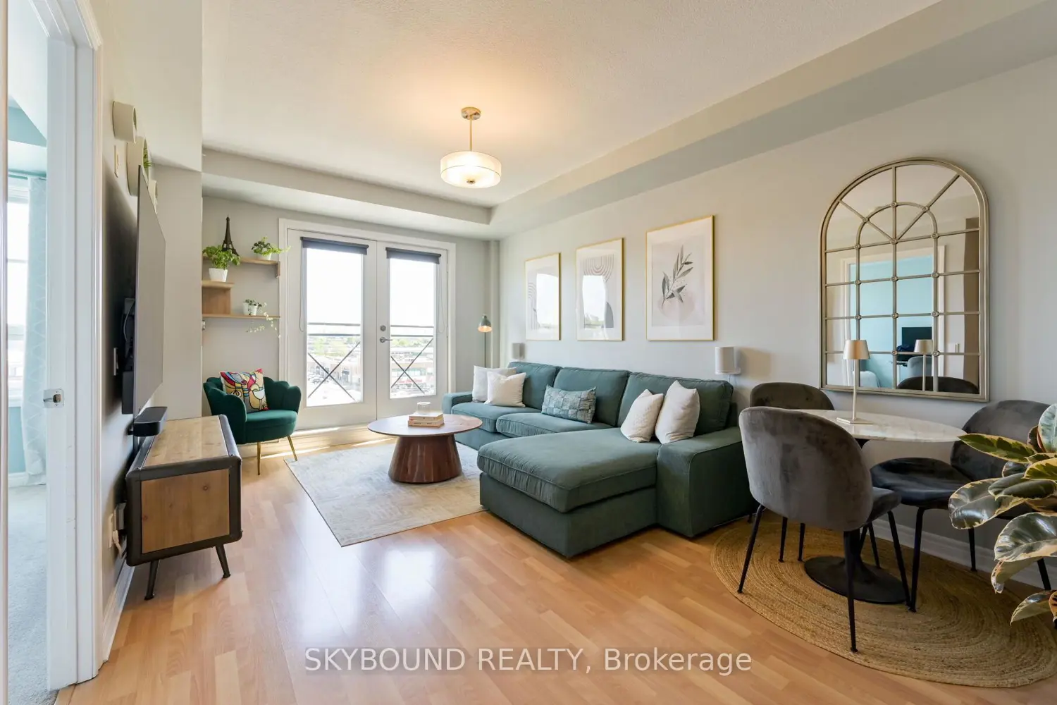 1415 Lawrence Avenue 516