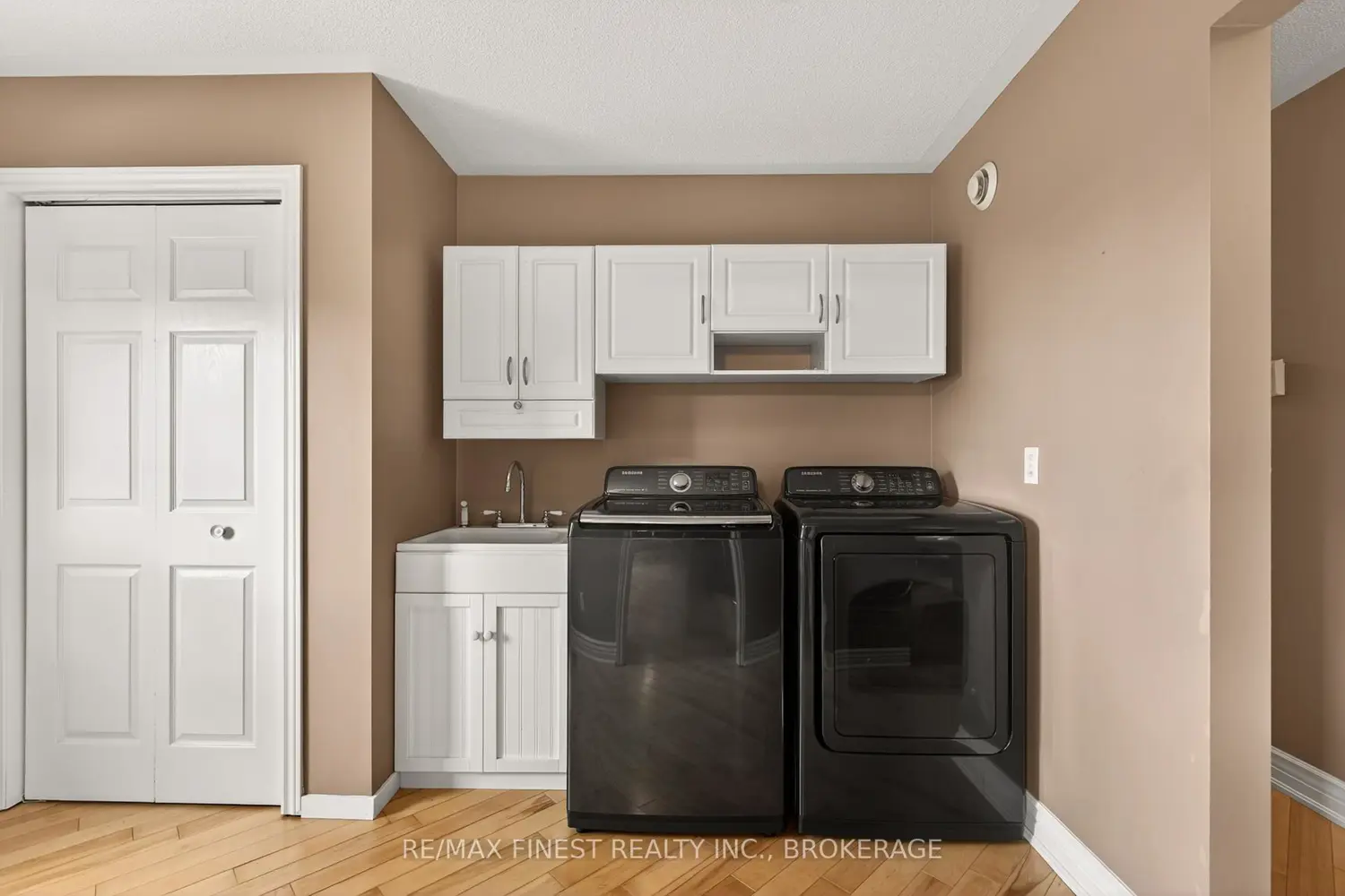 14239 Telephone Road photo 3