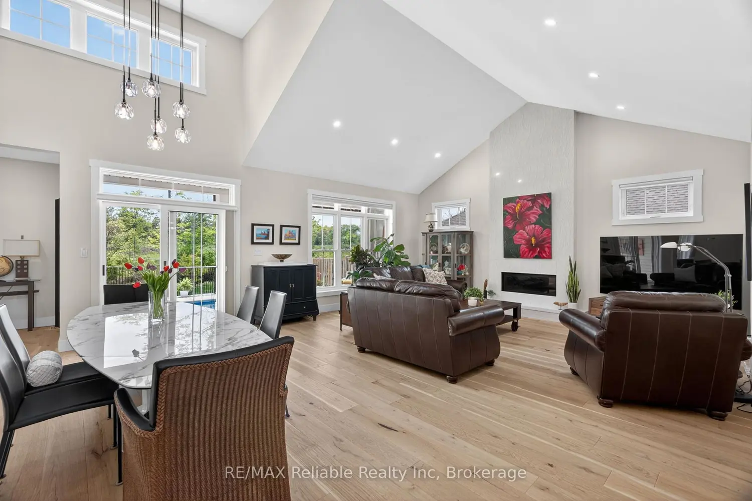 14 Thimbleweed Drive photo 5