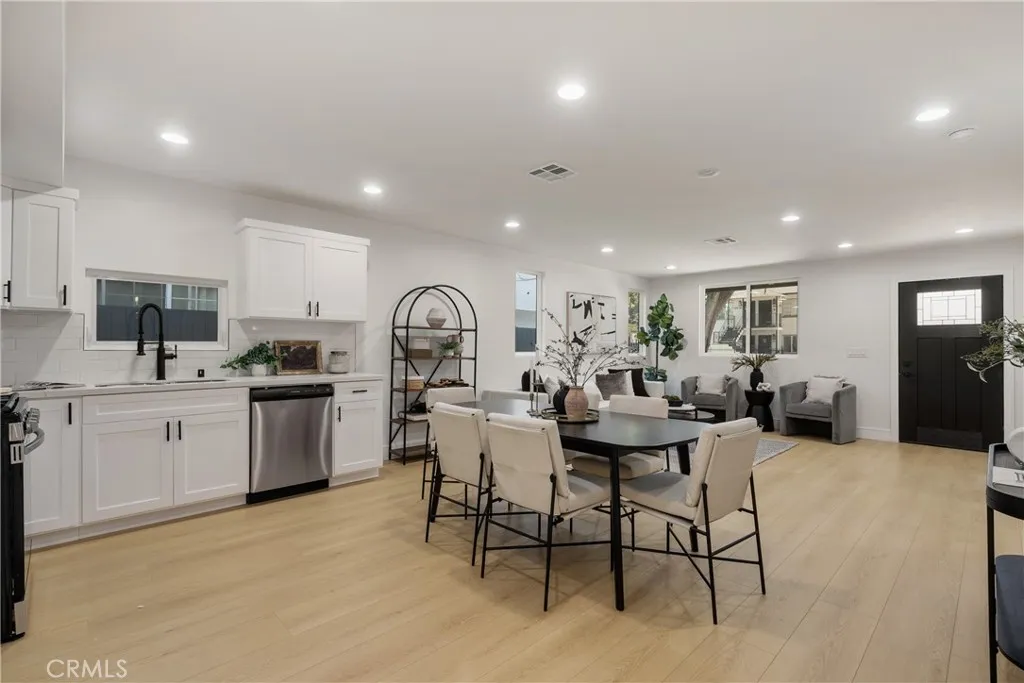 Additional image 9 of 2706 S Cochran Street, Los Angeles, CA 90016