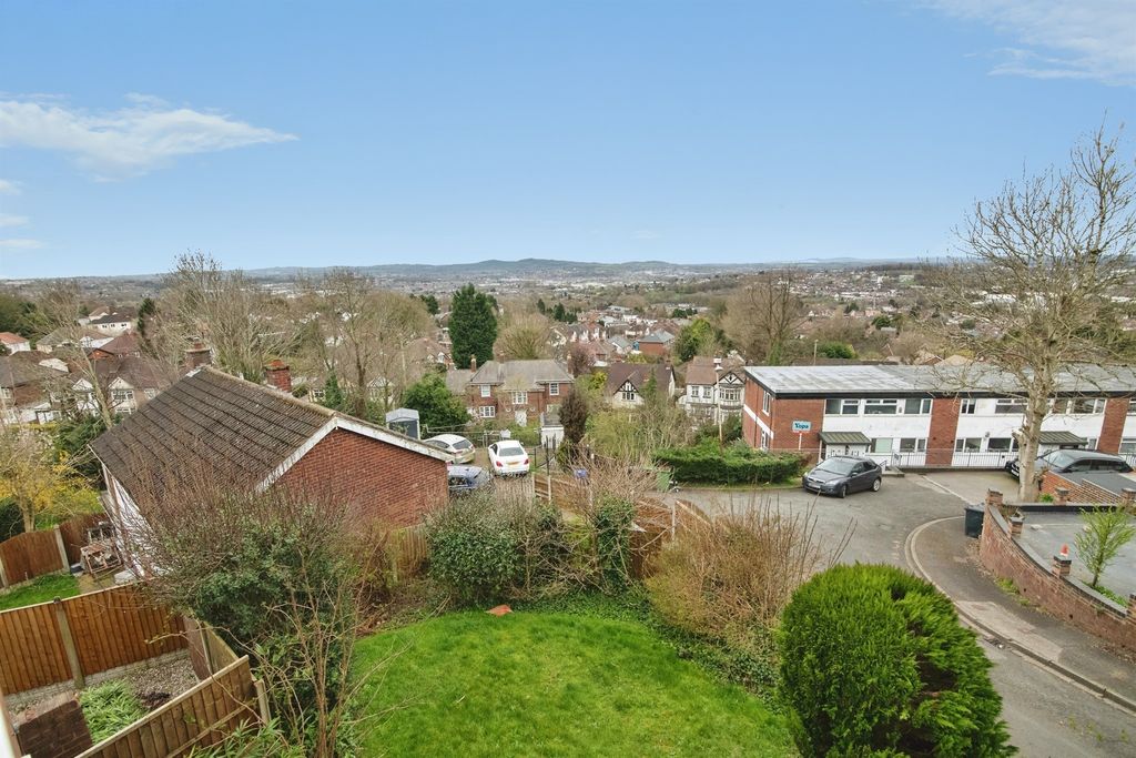 Additional image 3 of 5 bed detached house for saleView Drive, Dudley DY2