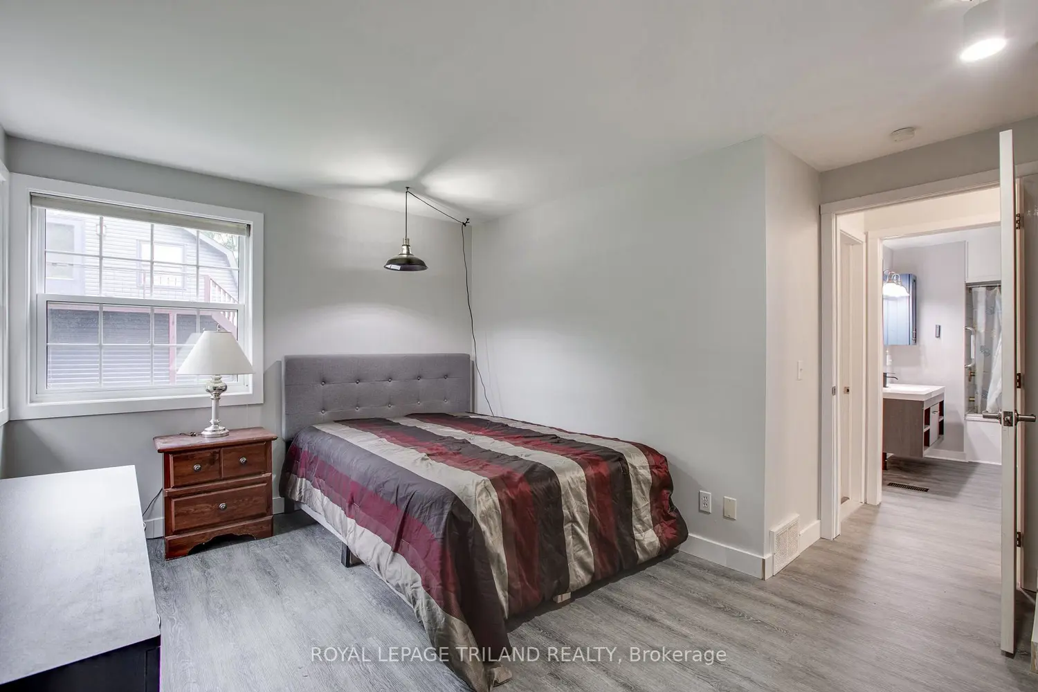 Additional image 7 of 7575 Biddulph Street