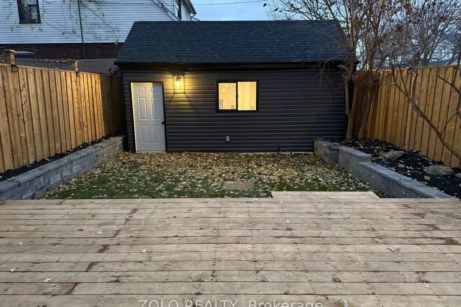 Additional image 19 of 98 Woodmount Avenue