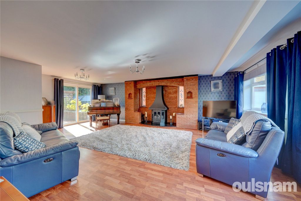 Additional image 2 of 5 bed detached house for saleHanbury Road, Droitwich, Worcestershire WR9