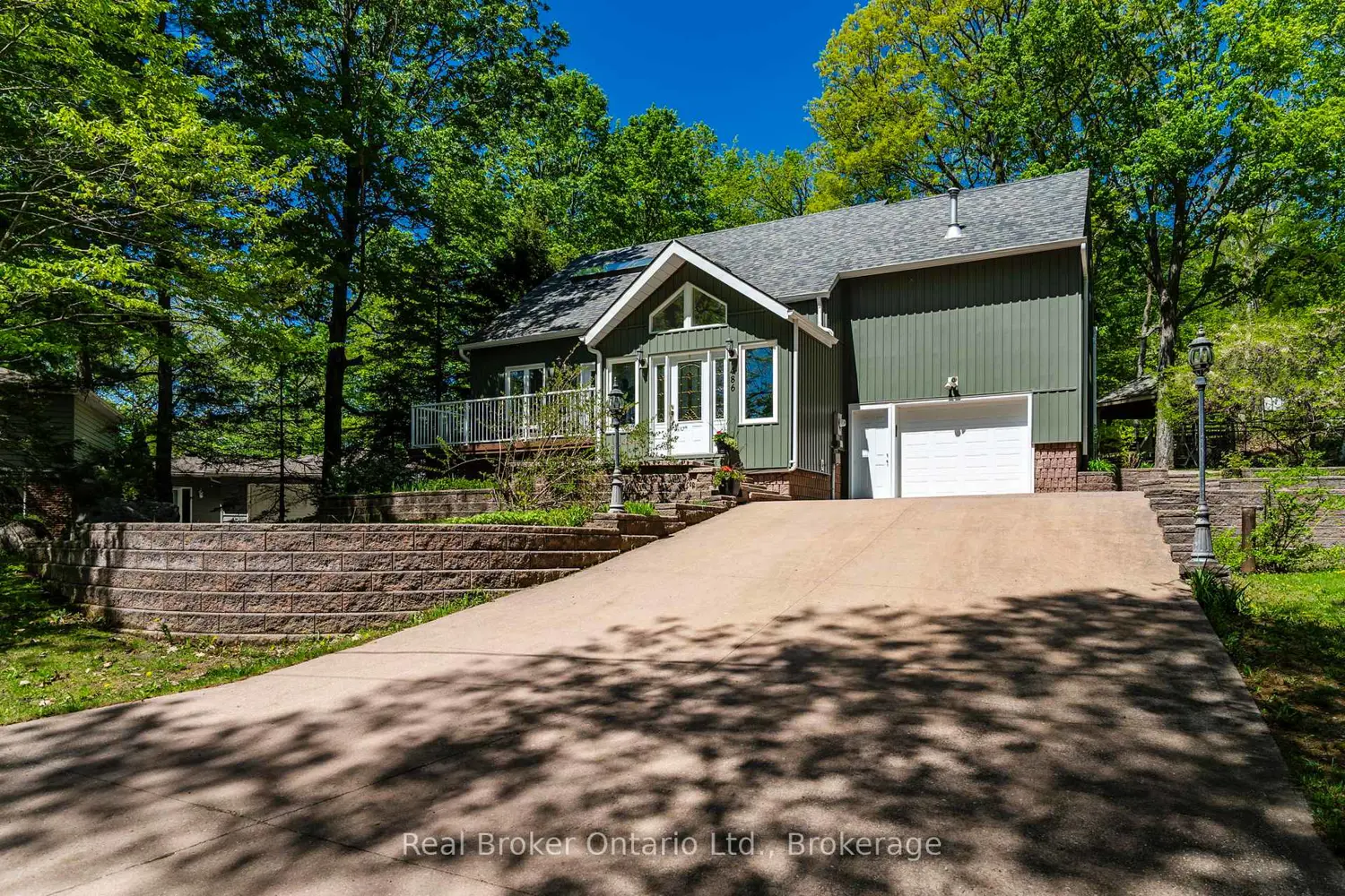 486 Forest Hill Court
