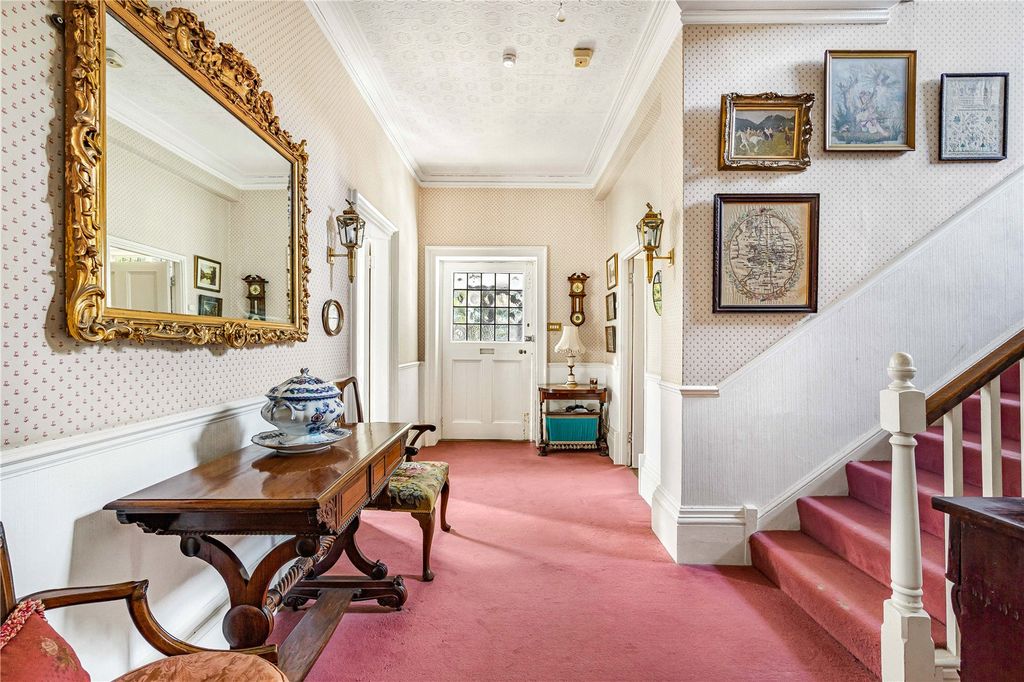 Additional image 7 of 8 bed detached house for saleOld Reigate Road, Betchworth, Surrey RH4