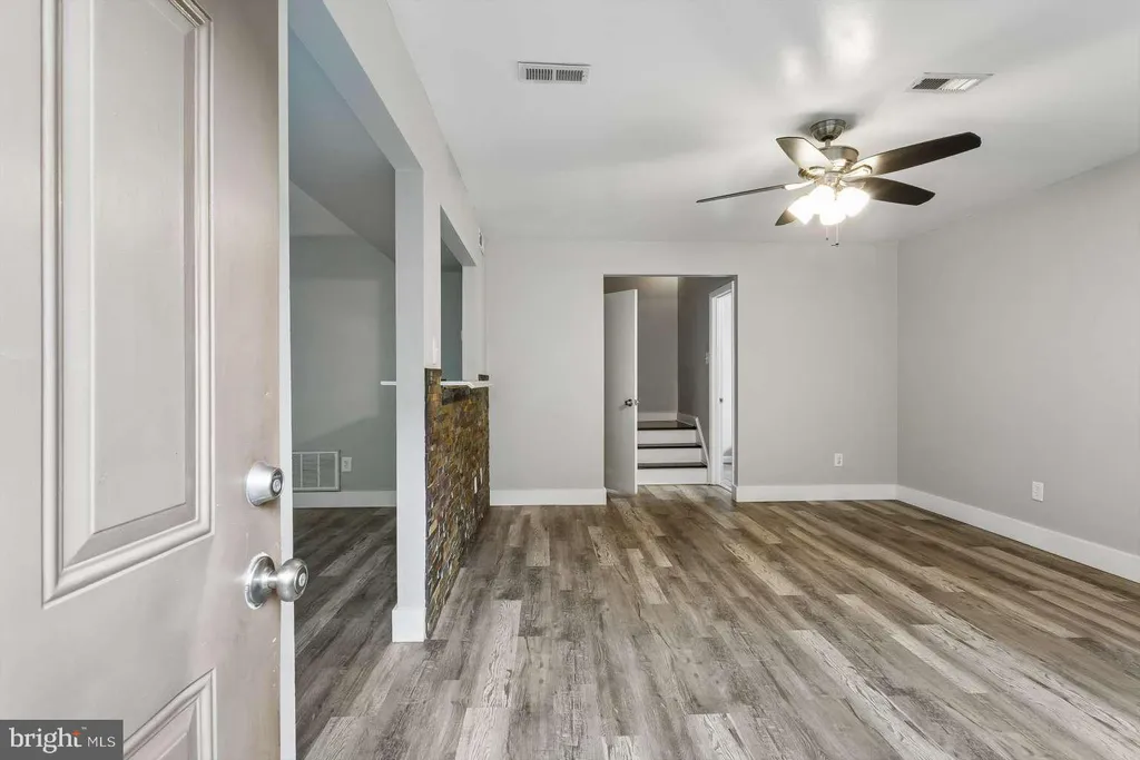 1432 Granada Court, Hampton, VA 23630 photo 3