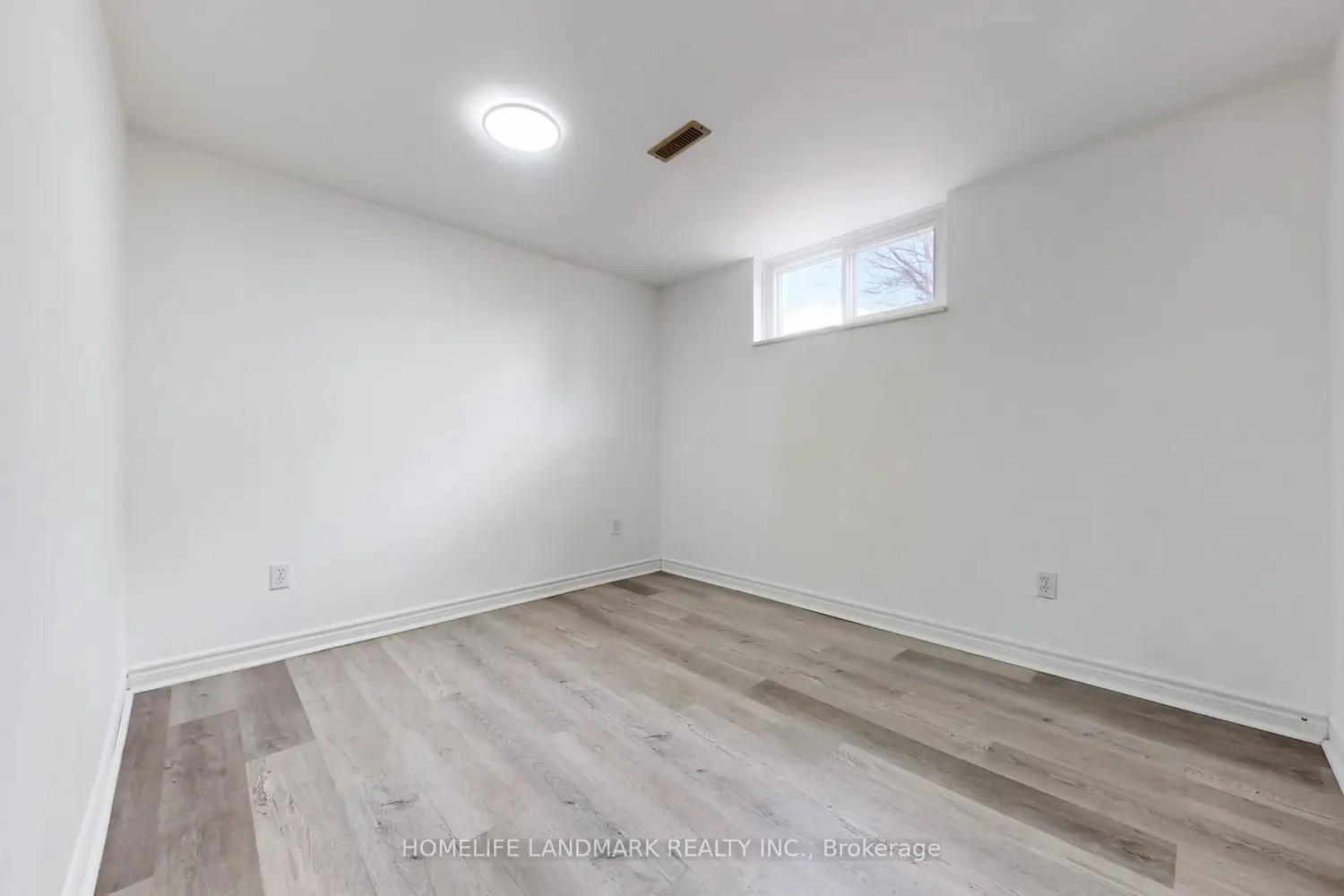 Additional image 16 of 225 Pineway Boulevard