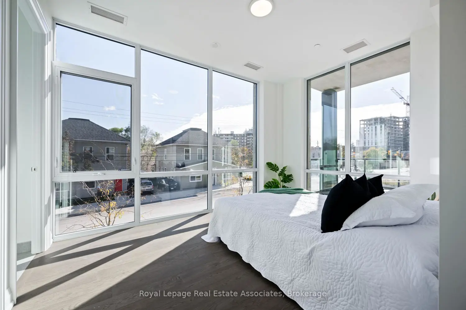 42 Mill Street 209 photo 4