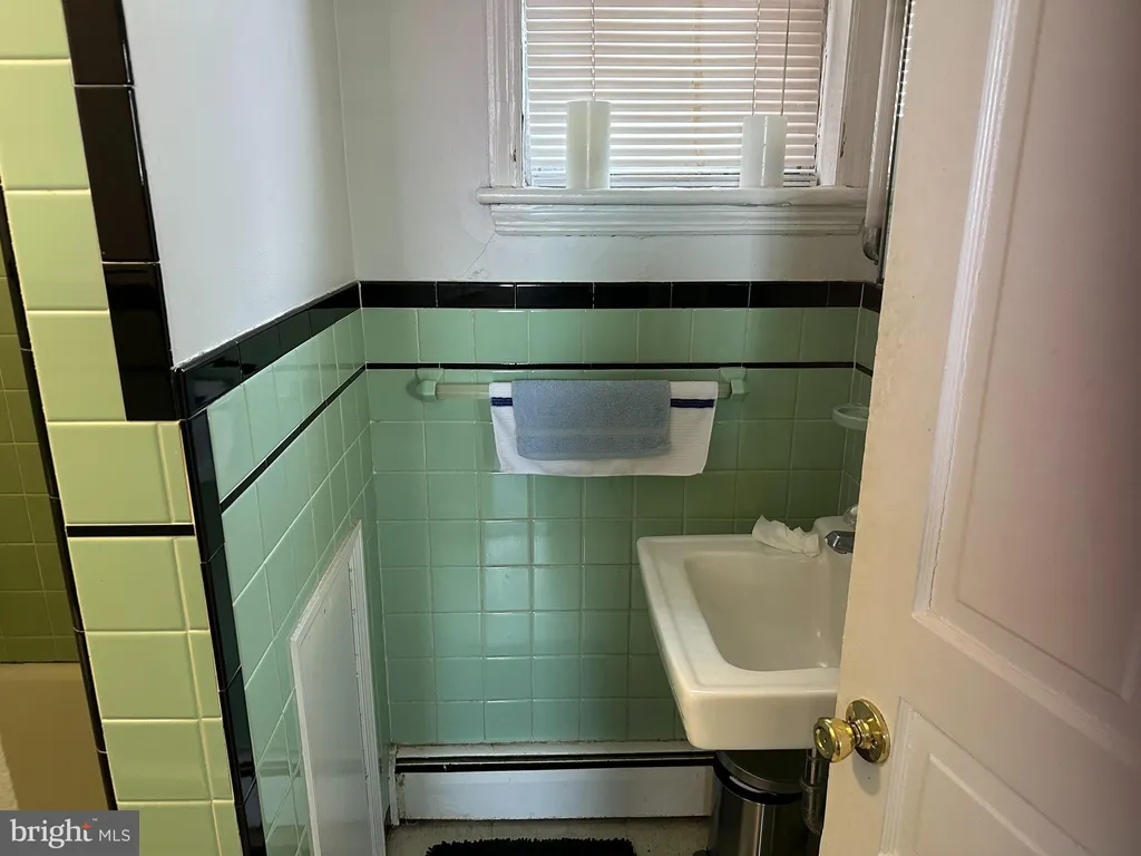 Additional image 12 of 424 S Matlack St APT 2, West Chester, PA 19382