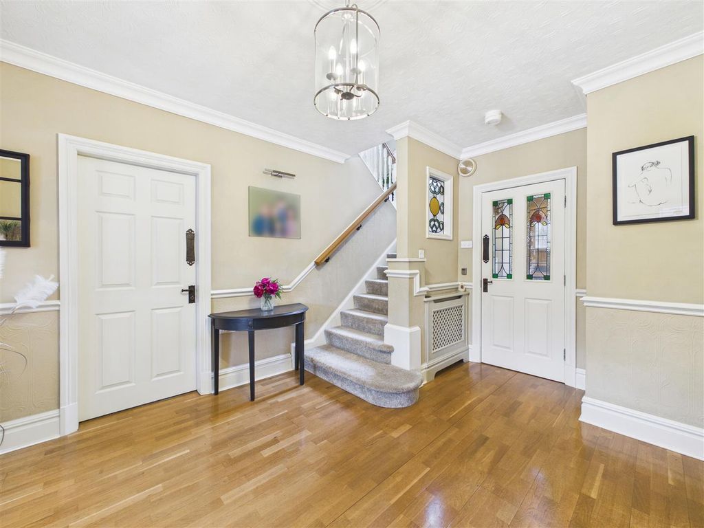 Additional image 18 of 5 bed property for saleNetherways, Park Avenue, Dronfield S18