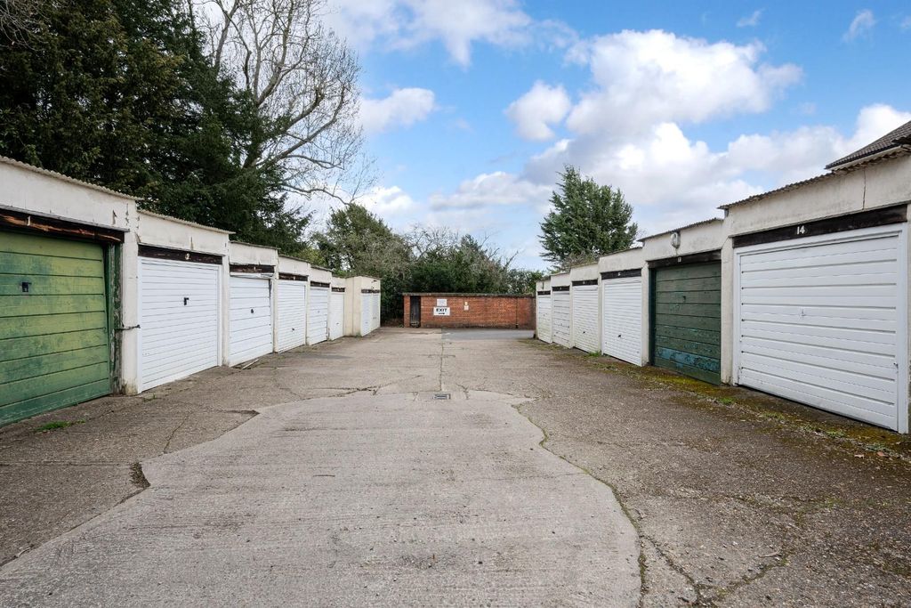 Additional image 12 of 3 bed flat for saleChrist Church Mount, Epsom KT19