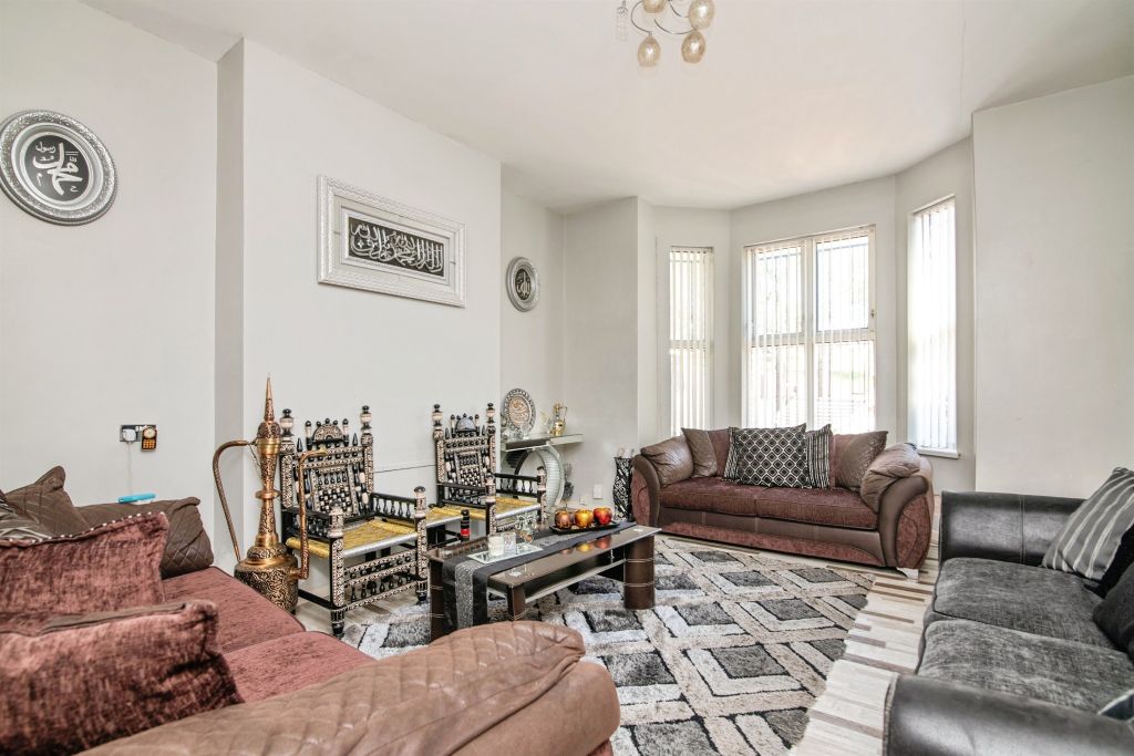 Additional image 4 of 5 bed semi-detached house for saleDixons Green Road, Dudley DY2