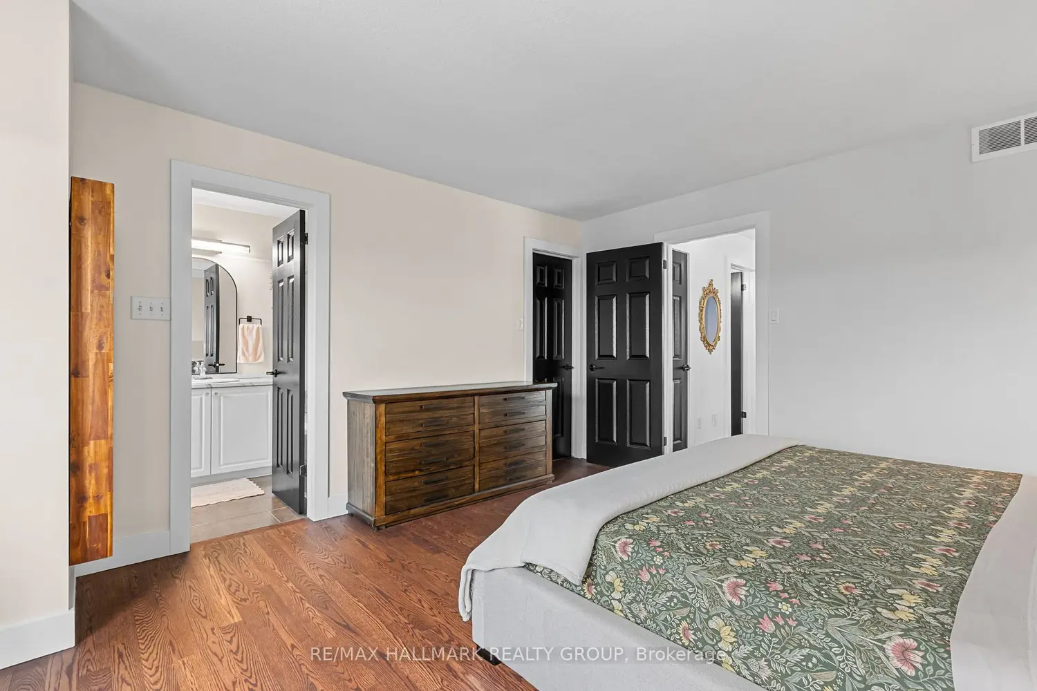 2106 Liska Street photo 5
