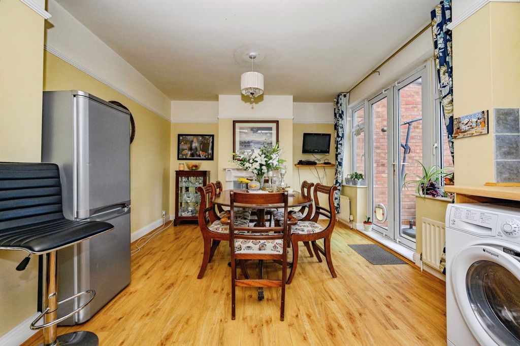 Additional image 7 of 3 bed terraced house for saleAllenby Avenue, Dunstable LU5