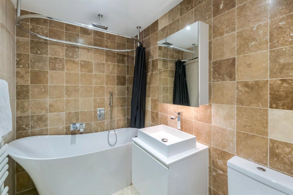 Additional image 26 of 3 bed town house for sale13A West Burnside, Dollar FK14