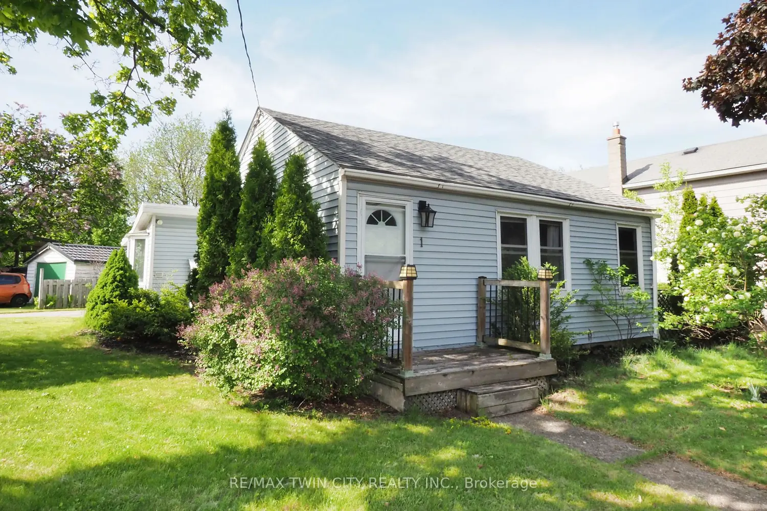 1 Forbes Street