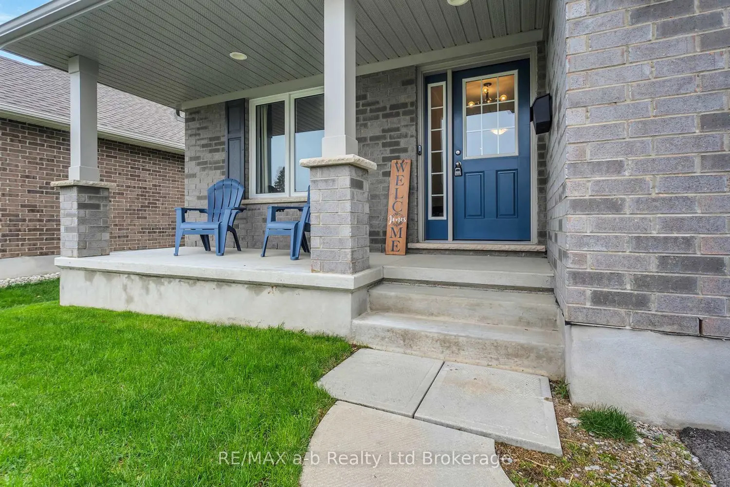 242 Wilson Avenue photo 3