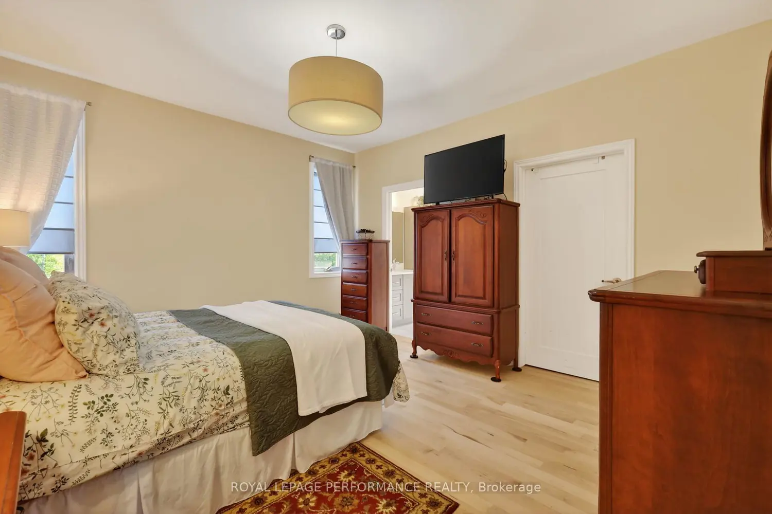 Additional image 8 of 669 Bracewell Street