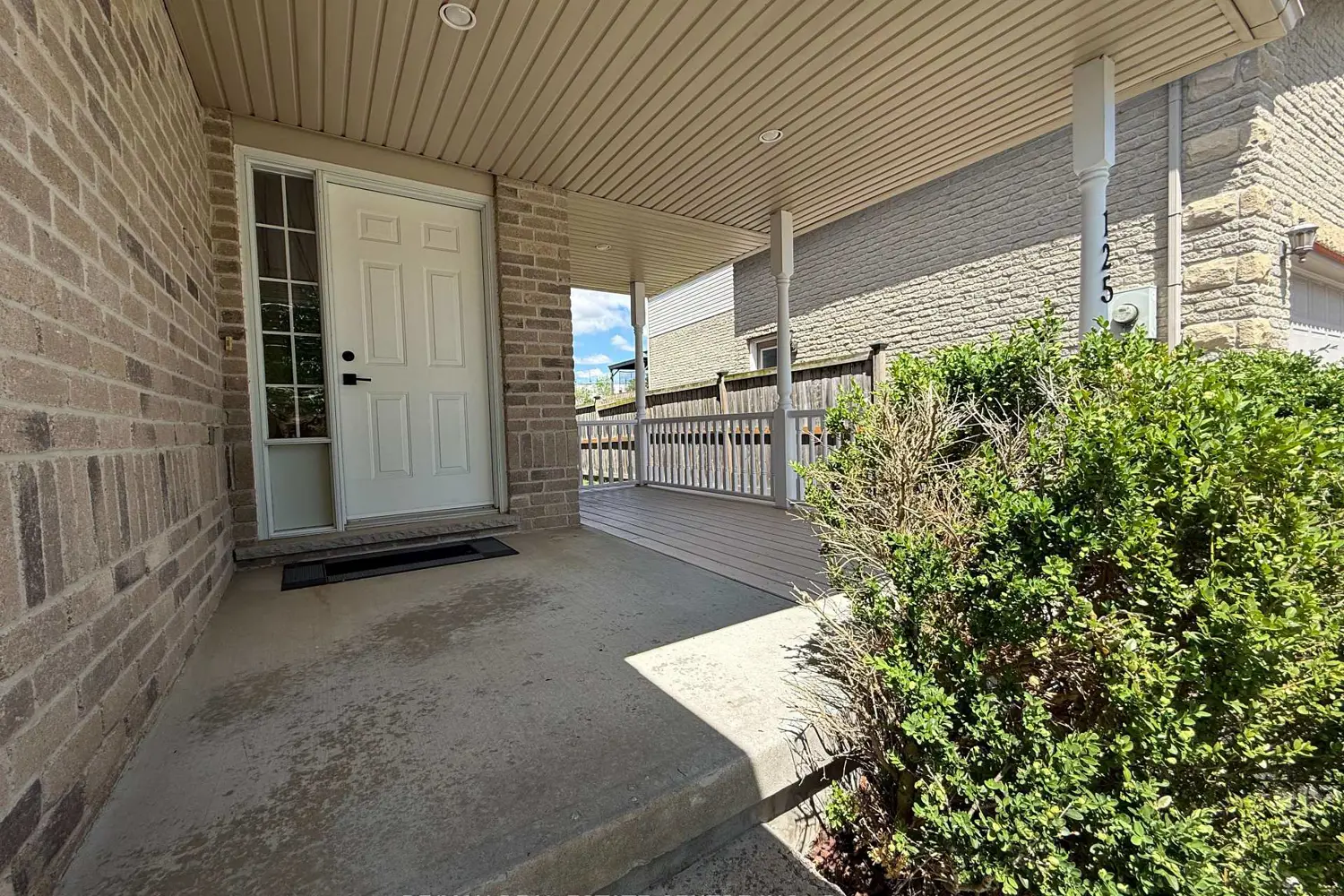 125 Flaherty Drive photo 2