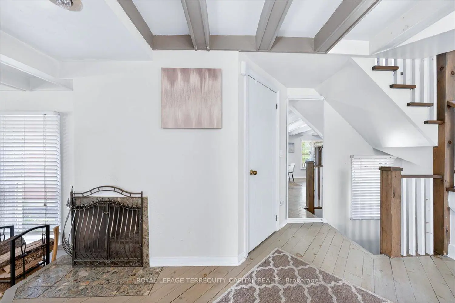 260 Douglas Road photo 3