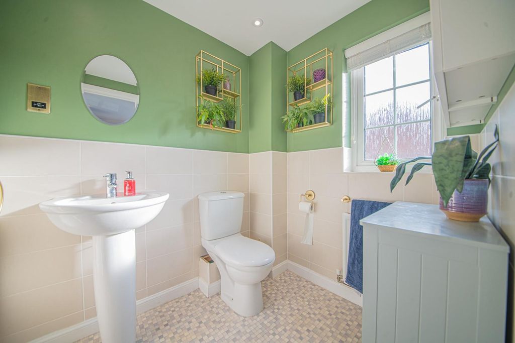 Additional image 9 of 4 bed detached house for saleViscount Gardens, Eastleigh SO50