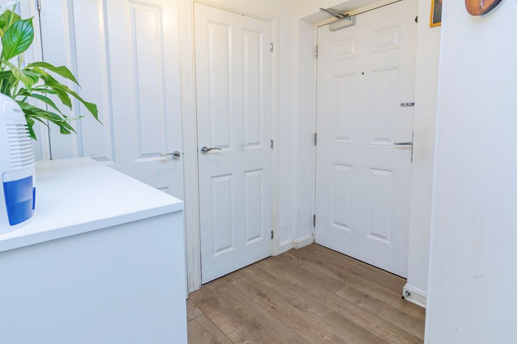 Additional image 9 of 2 bed flat for saleDesign Drive, Dunstable LU6