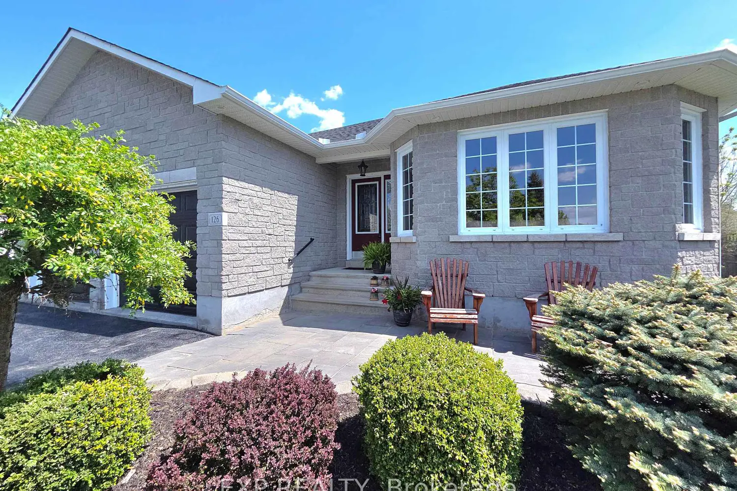 126 Metcalfe Drive